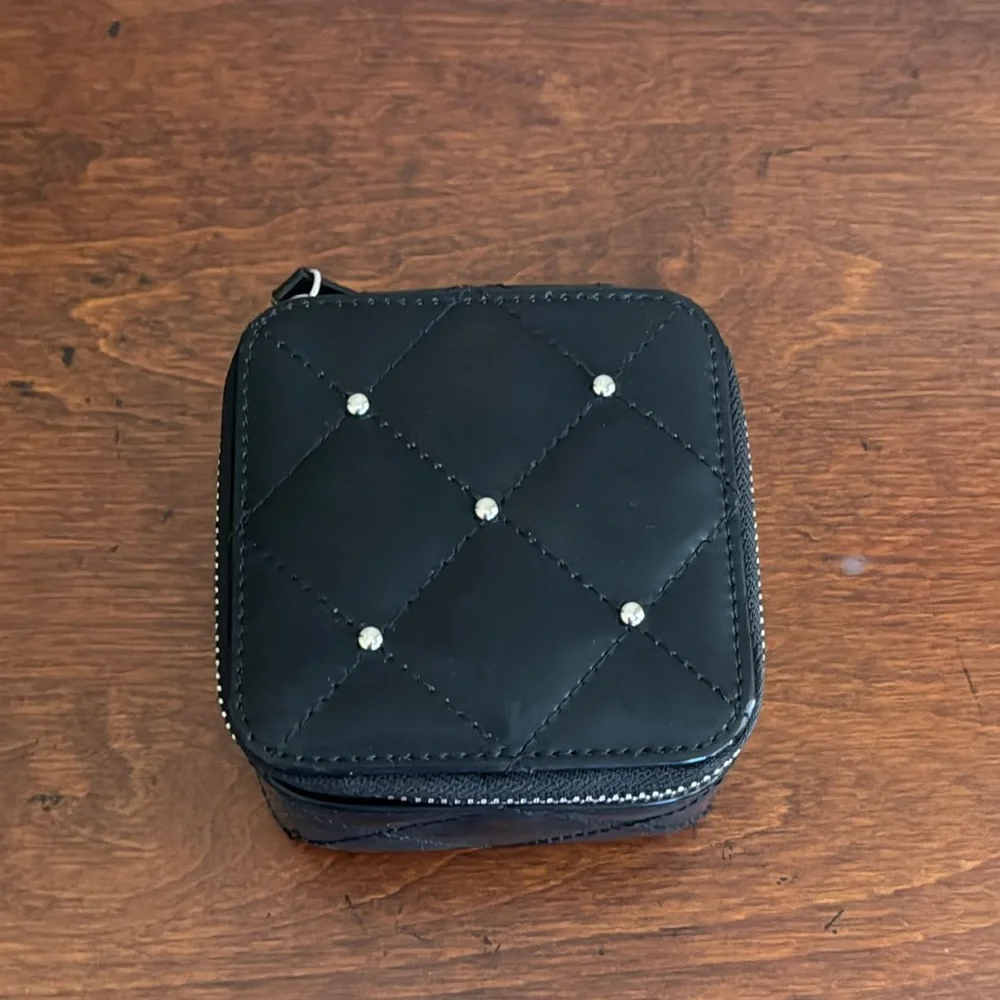 WHBM Women's Black Studded Quilted Jewelry Case OS NWT - Picture 1 of 13